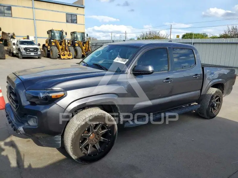 2018 Toyota TACOMA photo