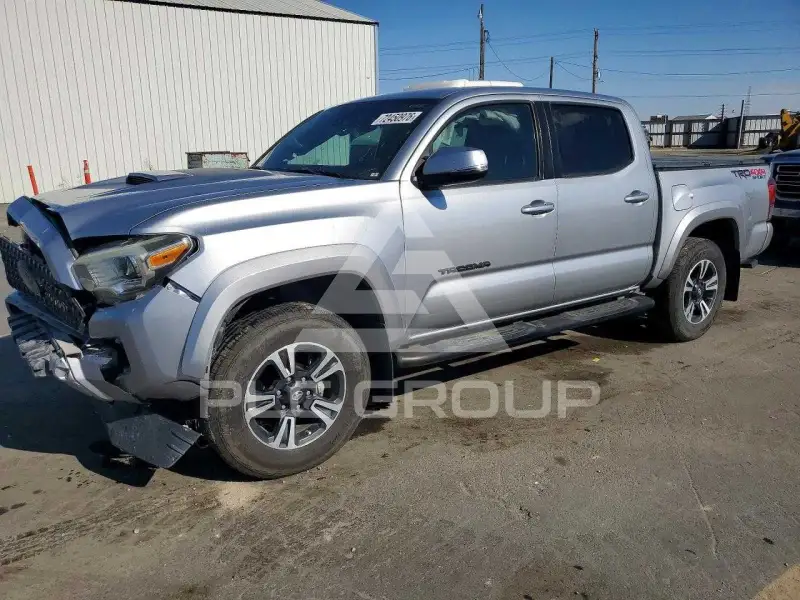 2018 Toyota TACOMA photo