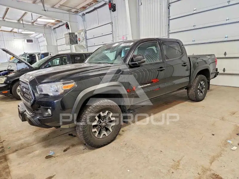 2018 Toyota TACOMA photo