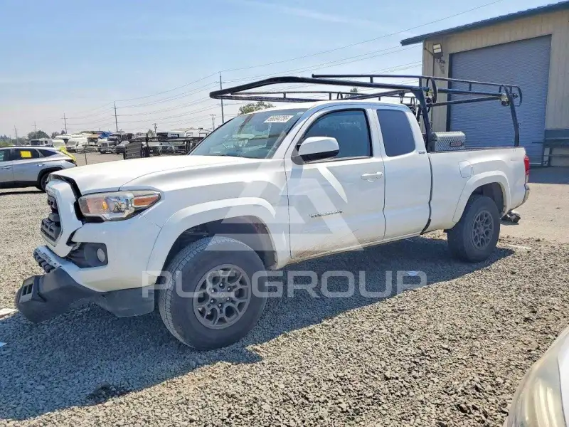 2018 Toyota TACOMA фото