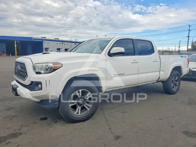 2018 Toyota TACOMA фото