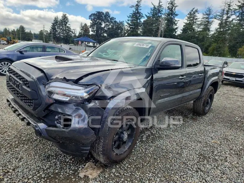 2018 Toyota TACOMA photo