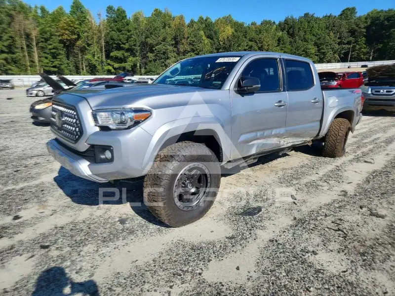 2018 Toyota TACOMA фото