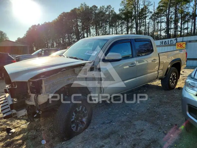 2018 Toyota TACOMA photo