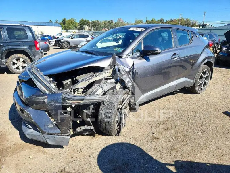 2018 Toyota C-HR photo
