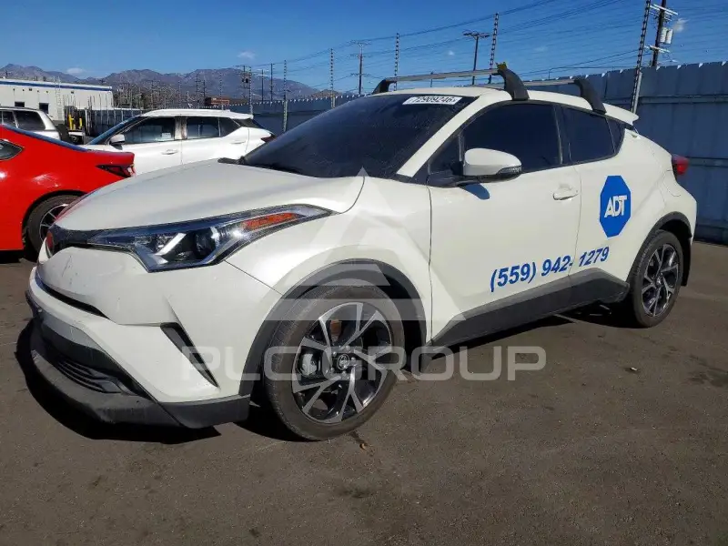 2018 Toyota C-HR photo