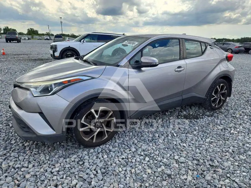 2018 Toyota C-HR фото
