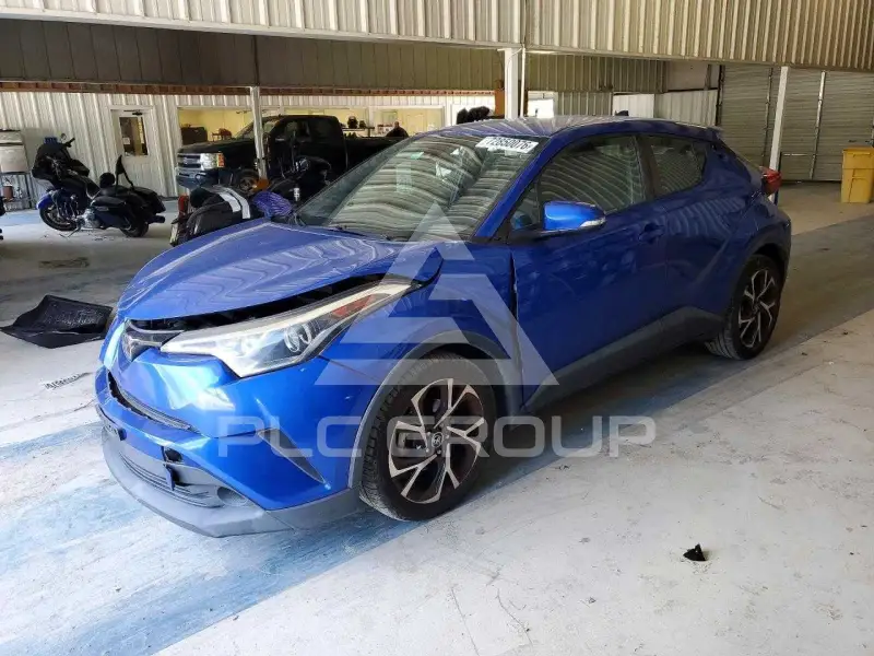 2018 Toyota C-HR photo