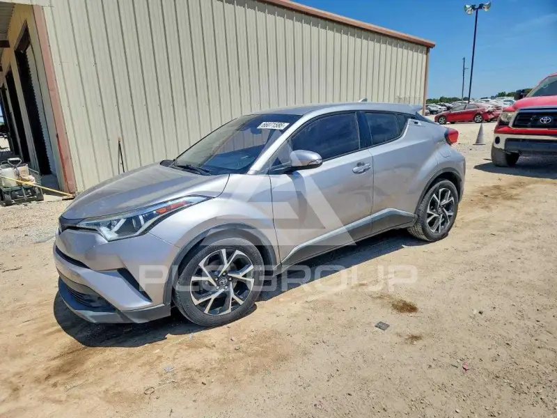 2018 Toyota C-HR photo