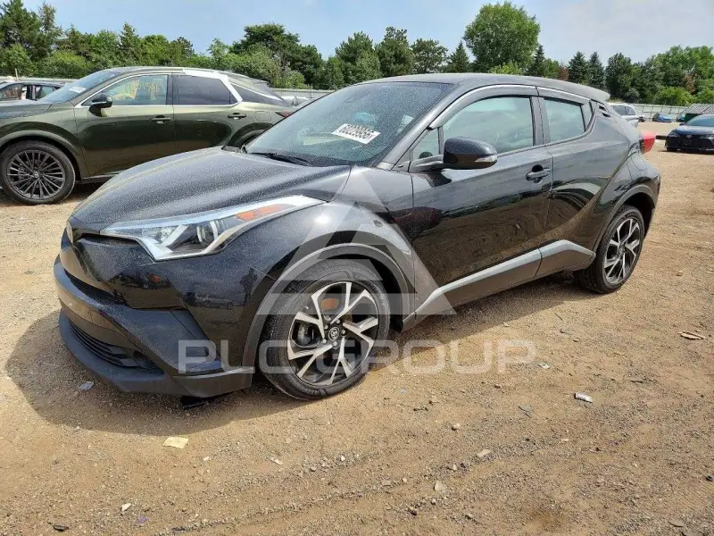2018 Toyota C-HR photo
