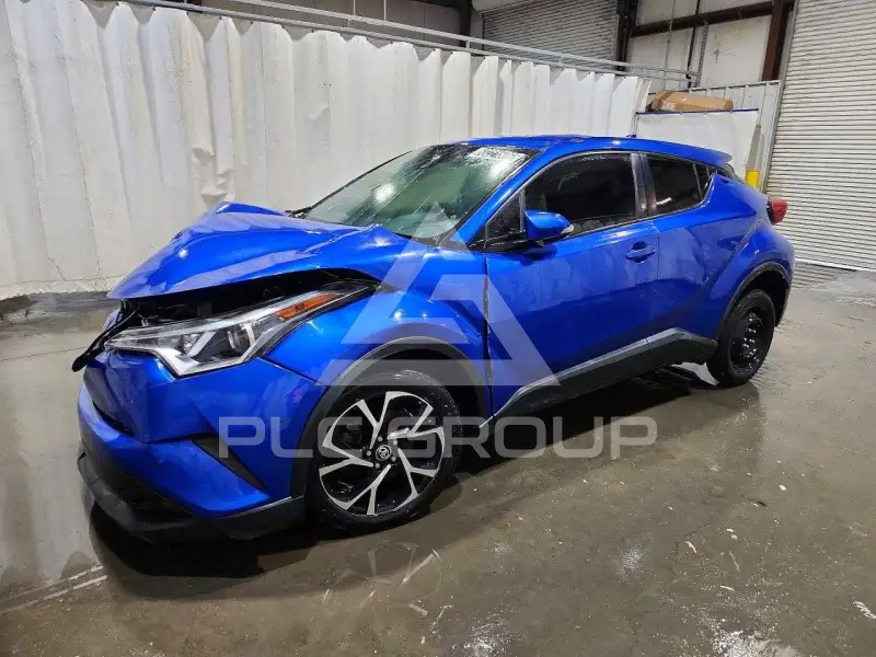 2018 Toyota C-HR photo
