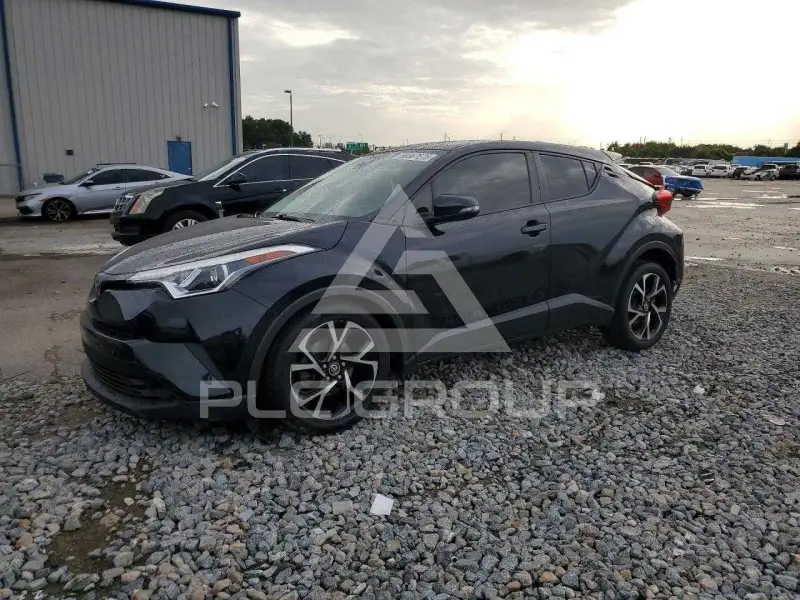 2018 Toyota C-HR photo