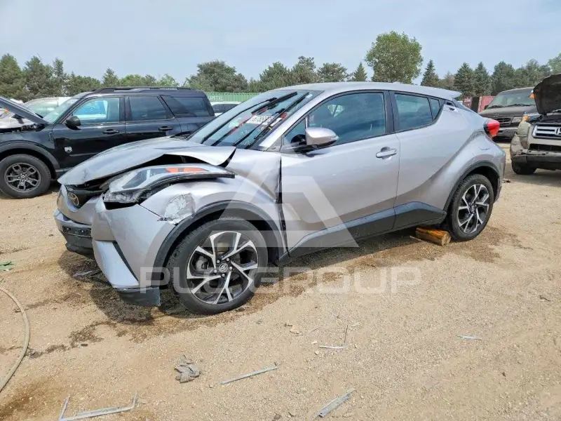 2018 Toyota C-HR photo