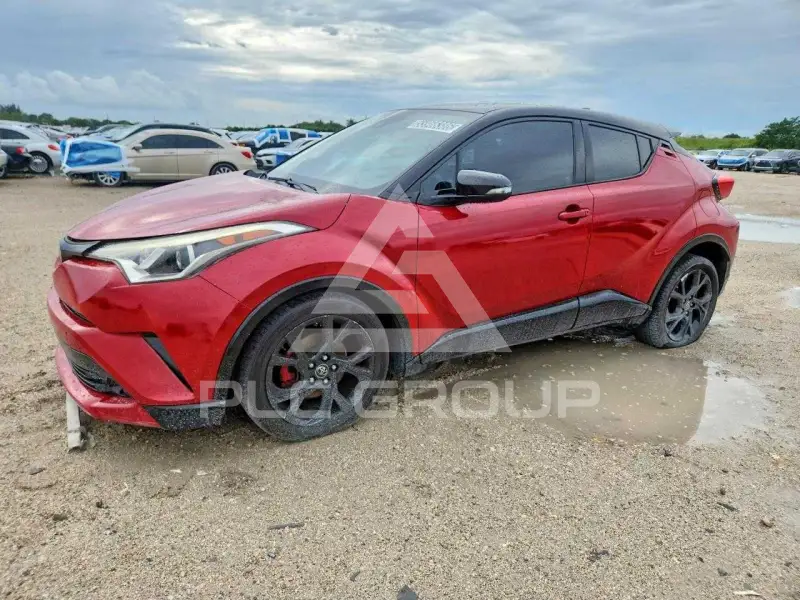 2018 Toyota C-HR photo