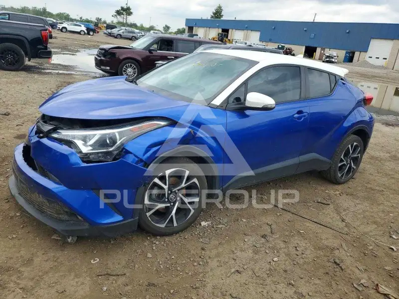 2018 Toyota C-HR photo