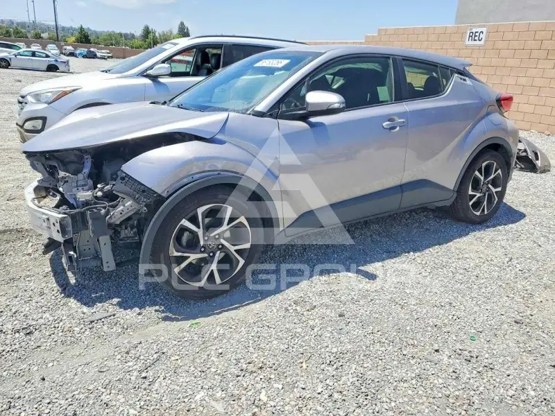 2018 Toyota C-HR фото
