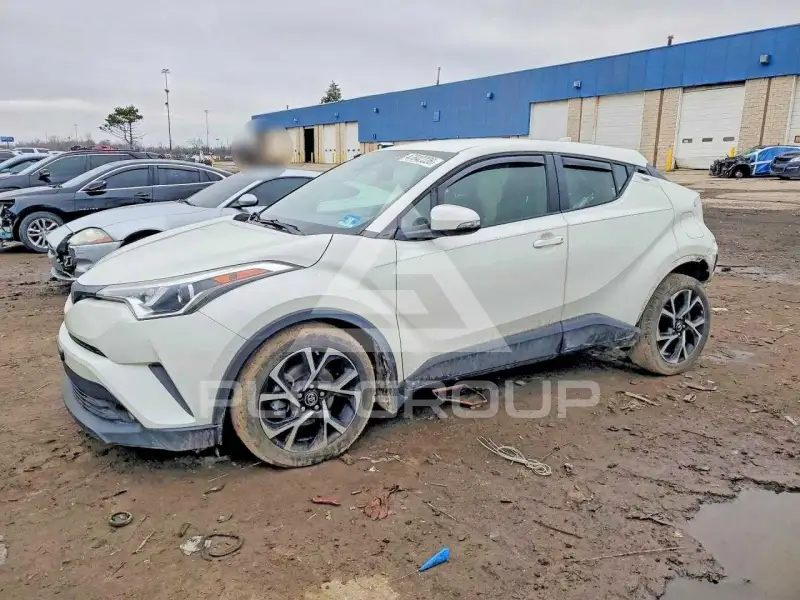 2018 Toyota C-HR фото