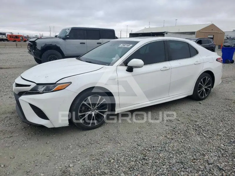 2018 Toyota CAMRY фото