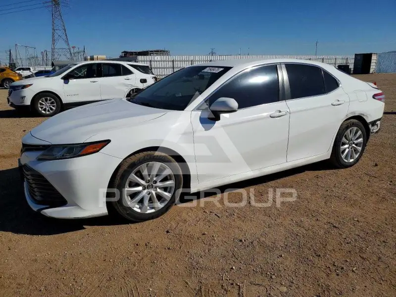 2018 Toyota CAMRY фото