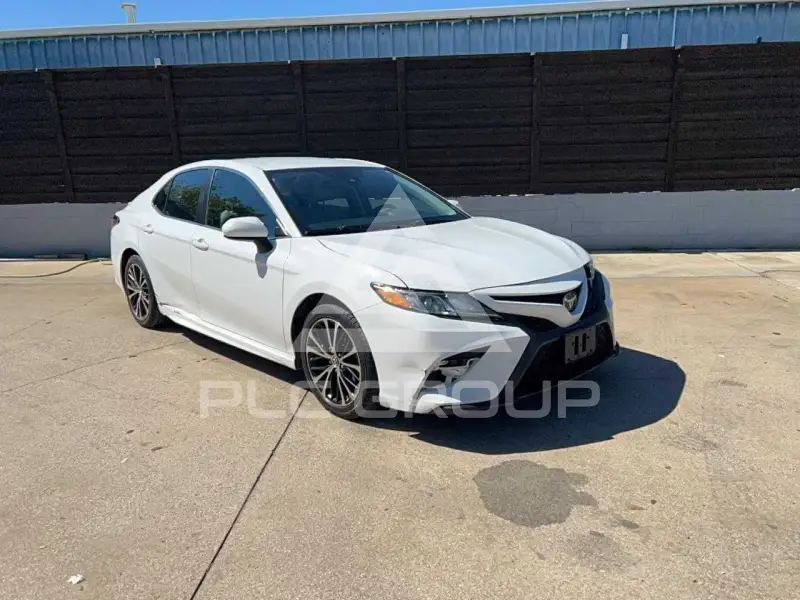 2018 Toyota CAMRY фото