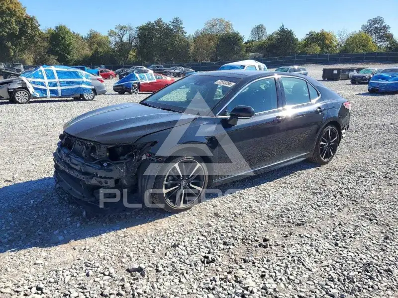 2018 Toyota CAMRY фото
