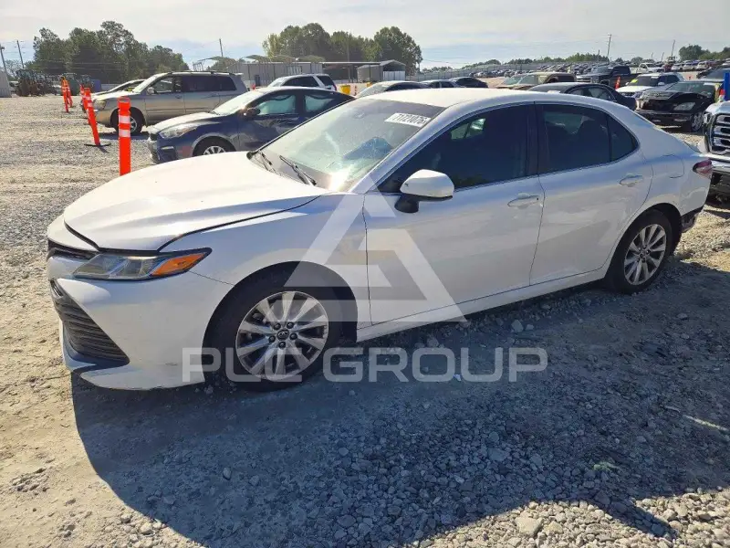 2018 Toyota CAMRY фото