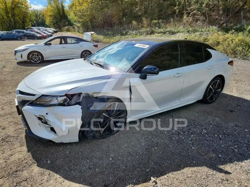2018 Toyota CAMRY фото