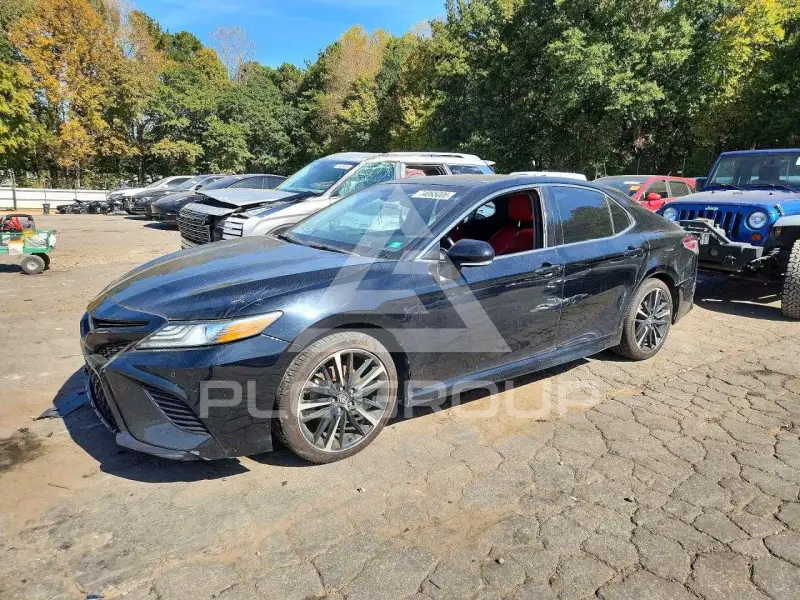 2018 Toyota CAMRY фото