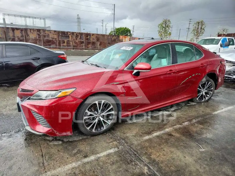 2018 Toyota CAMRY фото