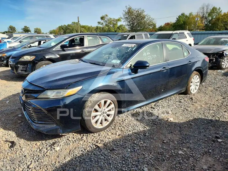 2018 Toyota CAMRY фото
