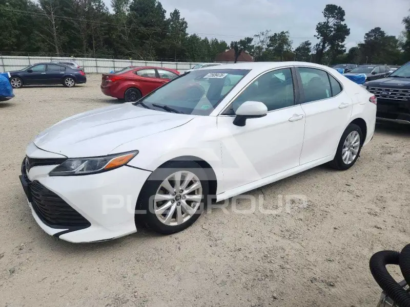 2018 Toyota CAMRY фото