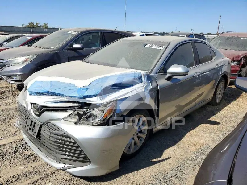 2018 Toyota CAMRY photo