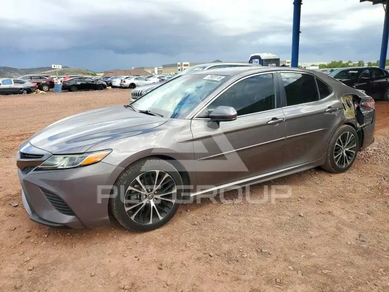 2018 Toyota CAMRY фото