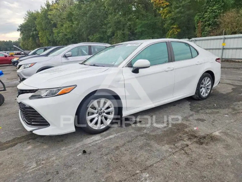 2018 Toyota CAMRY фото