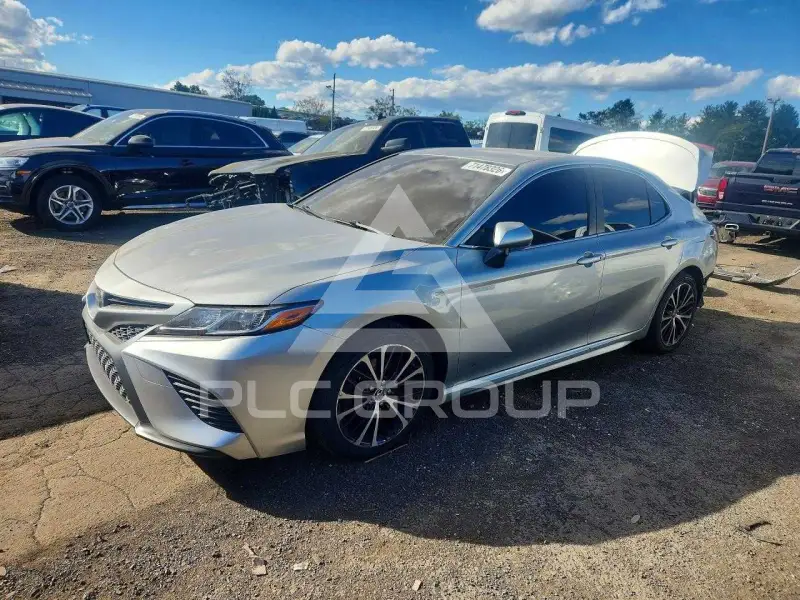 2018 Toyota CAMRY фото