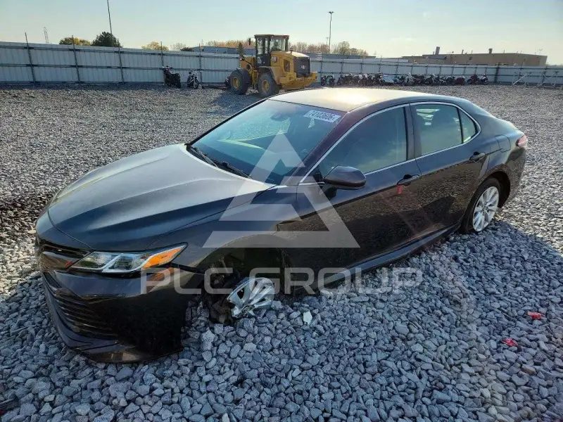2018 Toyota CAMRY фото