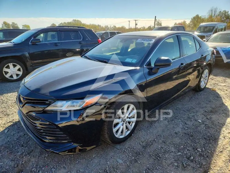 2018 Toyota CAMRY фото