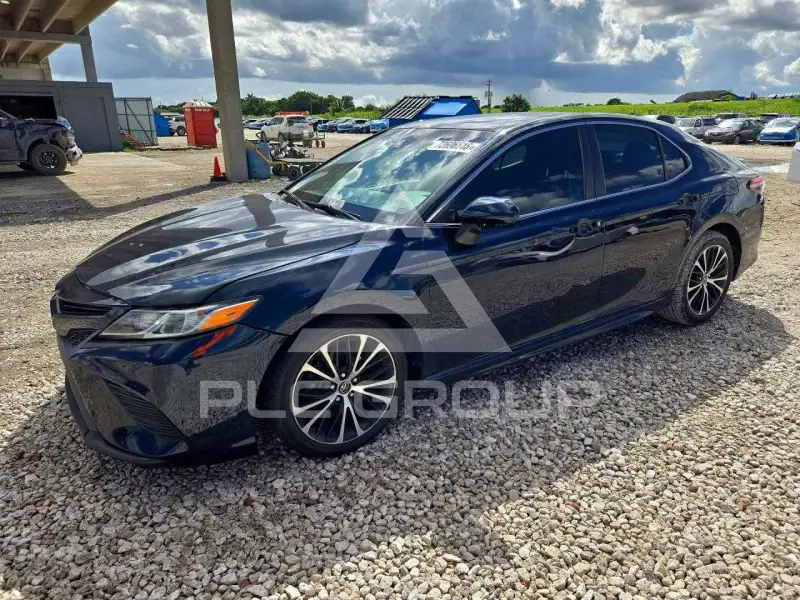 2018 Toyota CAMRY фото