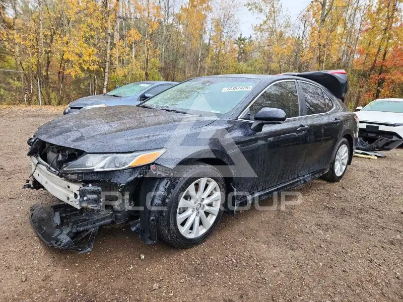 2018 Toyota CAMRY фото