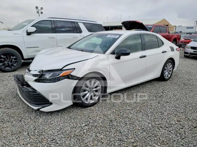 2018 Toyota CAMRY фото