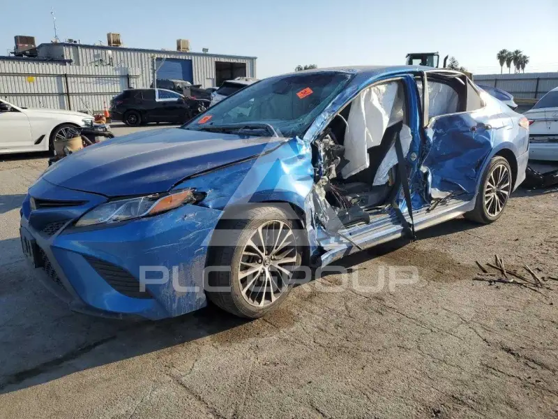 2018 Toyota CAMRY фото