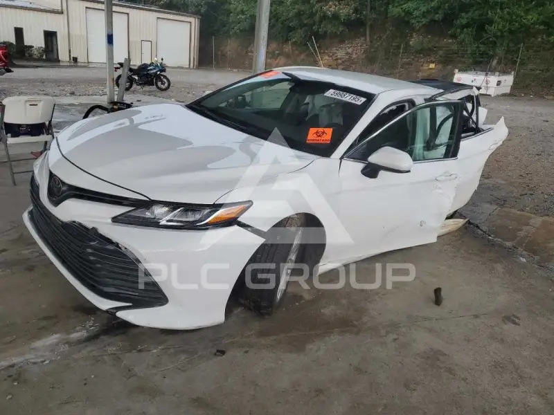 2018 Toyota CAMRY фото