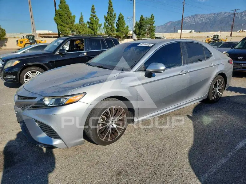 2018 Toyota CAMRY фото