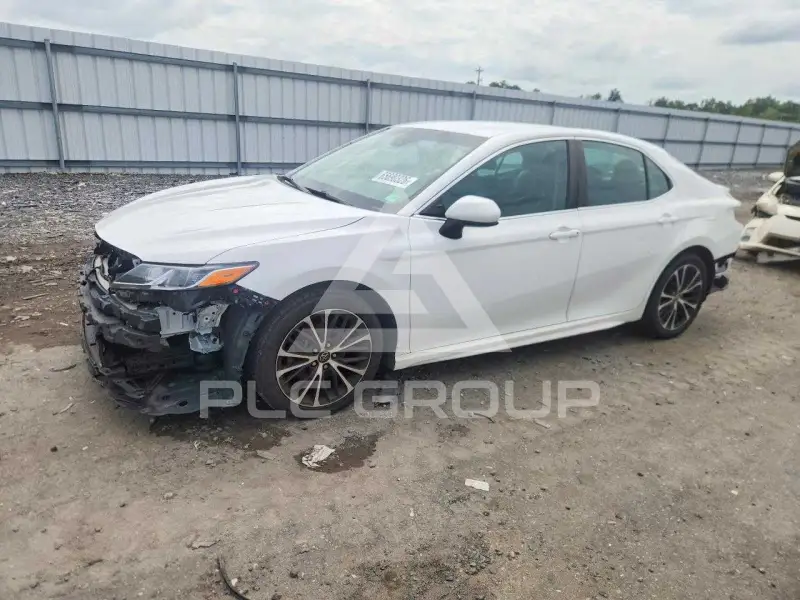 2018 Toyota CAMRY фото