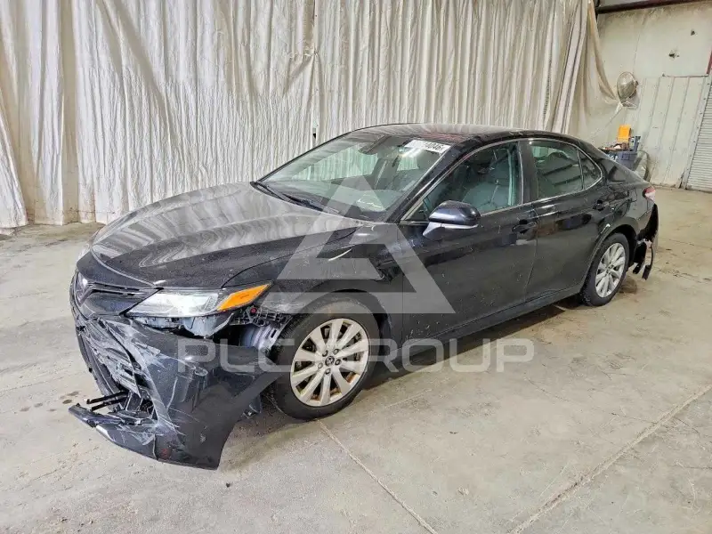 2018 Toyota CAMRY фото