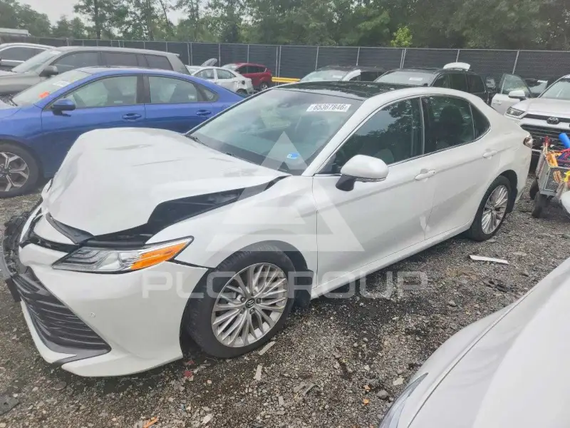 2018 Toyota CAMRY фото