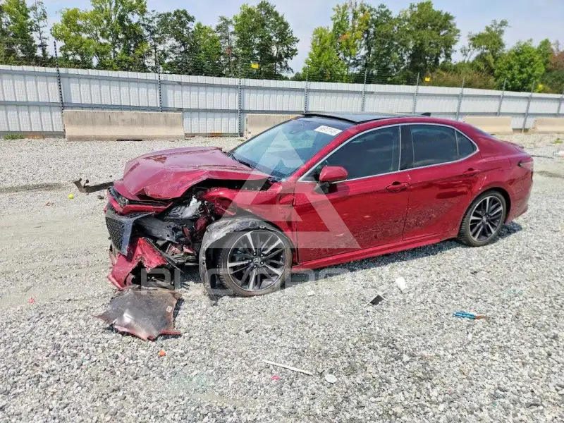 2018 Toyota CAMRY фото