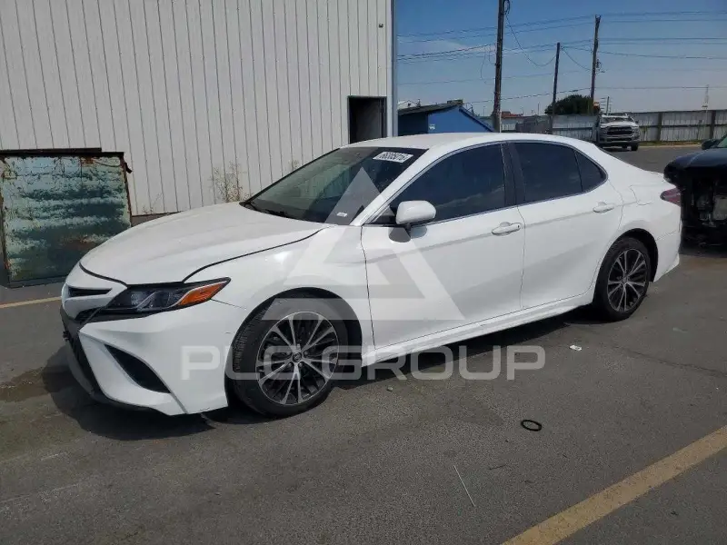 2018 Toyota CAMRY фото