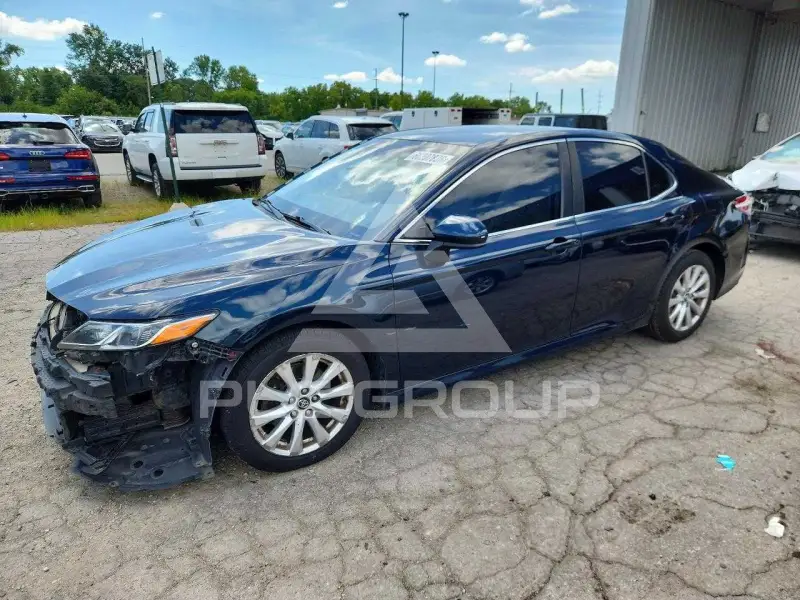2018 Toyota CAMRY фото