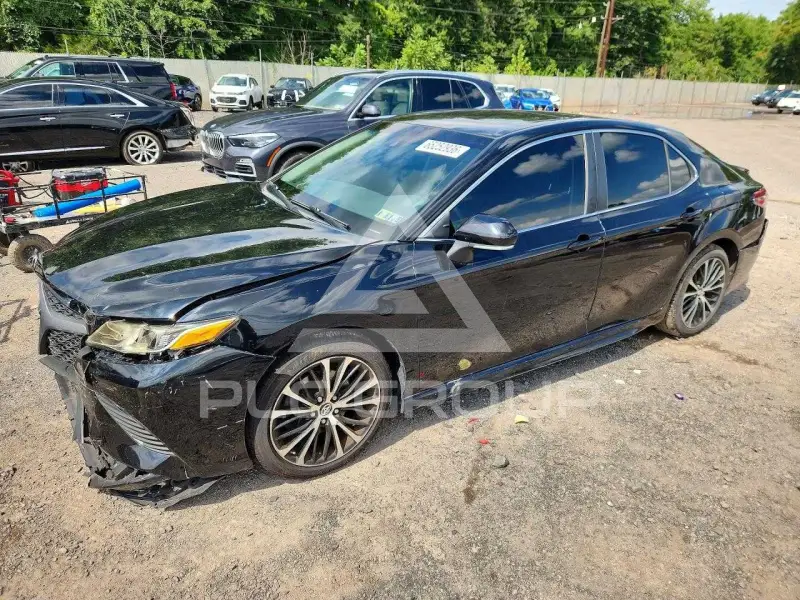 2018 Toyota CAMRY фото